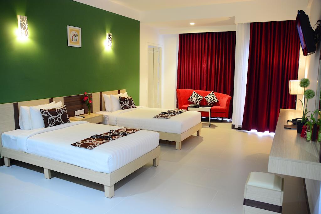 Moon Julie Hotel Sihanoukville Exterior foto